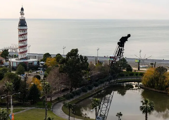 Cozy And Stylish Apartment With Sea View In Batum