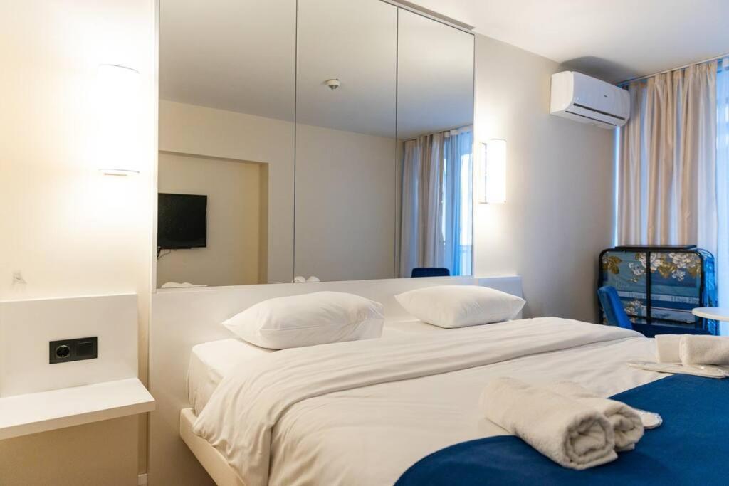 Cozy And Stylish Apartment With Sea View In Batum באטומי